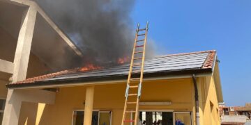 Incendio alla scuola primaria di Treglio: illesi maestre e bambini
