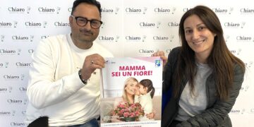 Tornano le Azalee della ricerca: «Fate un regalo alle mamme e sostenete l’Airc»