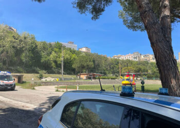 Caduta da un capannone a San Salvo, 29enne soccorso in eliambulanza