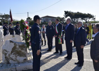 Fossacesia commemora i tre poliziotti caduti in mare l’11 maggio 2005