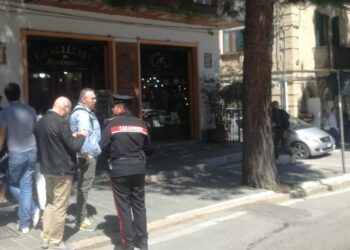 Rapina a mano armata alla gioielleria Marinucci, picchiati i proprietari
