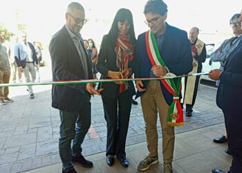 Inaugurato il nuovo ufficio tributi locali. Cambia la società di riscossione