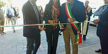 Inaugurato il nuovo ufficio tributi locali. Cambia la società di riscossione