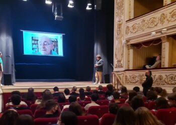 Capaci, 30 anni dopo: la testimonianza del giudice Giuseppe Di Lello agli studenti della Paolucci