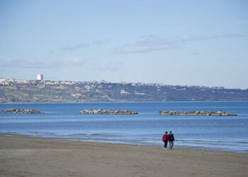 A San Salvo la Bandiera Blu si tinge d’argento: è la venticinquesima