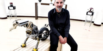 Le opere “biomeccaniche” di Davide Ranni, «Così do una seconda vita al materiale di scarto»