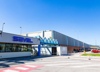 Pulizie in Sevel, la preoccupazione dei lavoratori per i continui tagli di Stellantis