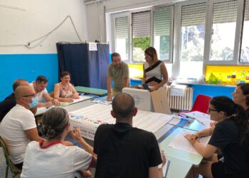 Il verdetto delle urne: sarà ballottaggio De Nicolis-Travaglini. LO SPOGLIO IN DIRETTA