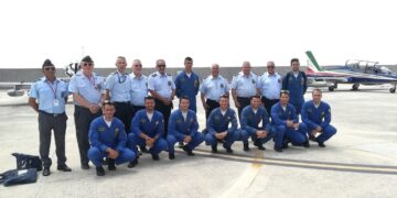 Delegazione dell’AAA Vasto ad Amendola per l’arrivo delle Frecce Tricolori