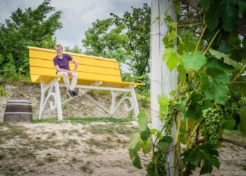 “Big Bench”: a Roccaspinalveti la prima panchina gigante d’Abruzzo e Molise