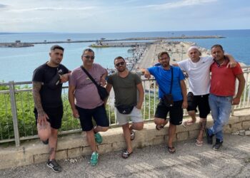 Caro gasolio, barche ancora ferme in porto: «Siamo stremati. Le altre categorie si uniscano a noi»