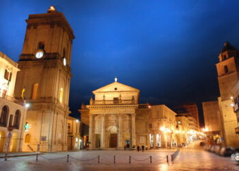 A Lanciano arriva la Notte Fucsia dei saldi