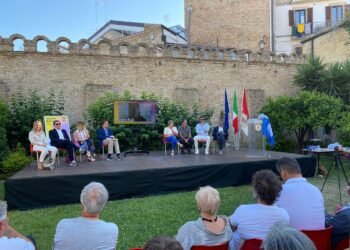 Tornano Toson d’oro, Notti Bianca e Rosa, Festival dello street food. Concerti di Jovanotti, Elisa, Elio, Katia Ricciarelli, Luchè. Europei di volley under 20
