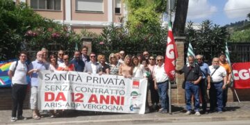 Sanità privata, a Vasto la protesta provinciale: «Contratto scaduto da 15 anni e salari da fame»