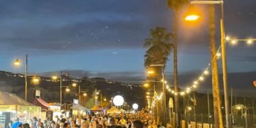 Vasto Marina, boom di presenze al festival dello Street Food: «L’estate inizia nel segno del gusto»