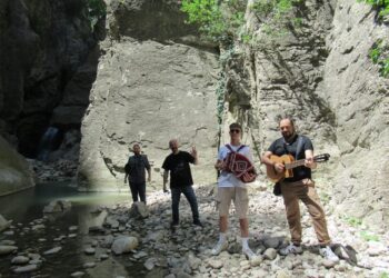 Immagini e note. Memoria e canto. Ecco “Secondo Voi”: documentario e cd della Transumanza artistica