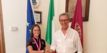 La giovane ginnasta Giancristofaro ricevuta dal sindaco Paolini