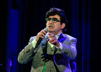 Elio canta Jannacci, artista senza tempo: «Sembra di ascoltare storie scritte oggi»