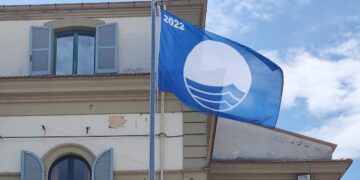 Fossacesia: Sventola in città la Bandiera Blu 2022