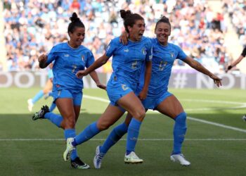 Europei, l’Italia fa 1-1 con l’Islanda. Sabatino in campo nel finale