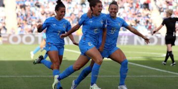 Europei, l’Italia fa 1-1 con l’Islanda. Sabatino in campo nel finale