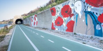 Due nuovi murales del writer Millo decorano la Via Verde dei Trabocchi