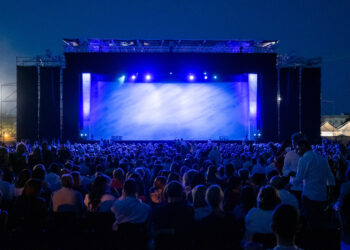 Notre Dame de Paris accende il Parco Villa delle Rose, 13mila le presenze