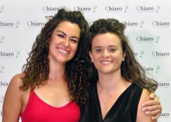 Chiara e Filomena: lo Stretto di Messina a nuoto «per affrontare e superare le paure»