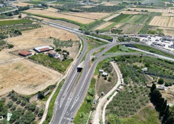 Le rampe simbolo dell’abbandono tornano fruibili: nuovo collegamento “Trignina”-zona industriale