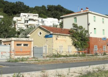 Fossacesia: chiuso l’accesso alle auto per lavori nell’ex stazione della Marina
