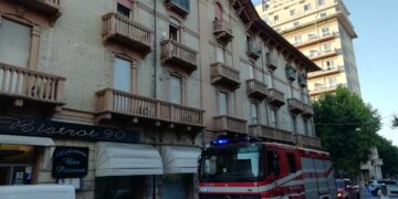 Incendio in un appartamento di via De Crecchio