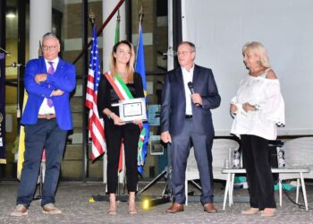 Il Premio “Raffaele Artese” incorona Maurizio Germani: “L’ala dell’uomo ape” vince la 10ª edizione