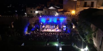 La Kharkiv Chamber Orchestra chiude “I concerti di mezzanotte”: «La musica unisce e insegna ad ascoltare»