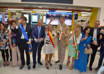 A San Salvo è l’Amazon Day: inaugurato il centro di distribuzione da mille lavoratori