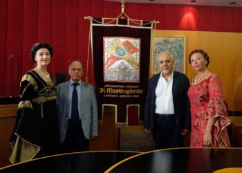 Il Mastrogiurato torna nella Piana delle Fiere, il villaggio si sposta al Parco Villa delle Rose