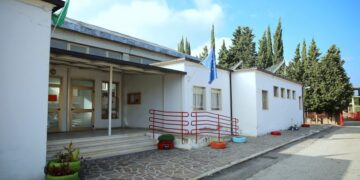 Finanziamento da 1,9 milioni di euro. La scuola Aniello Polsi verrà demolita e ricostruita