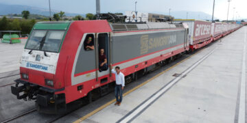 La Sangritana collega la Polonia all’Abruzzo con il primo treno intermodale
