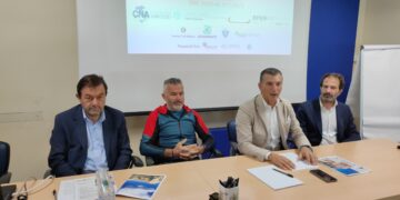 In bici, a piedi o in barca: il turismo scopre l’Abruzzo più autentico