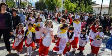 A Lentella abiti tradizionali e festeggiamenti in onore dei Santi Cosma e Damiano