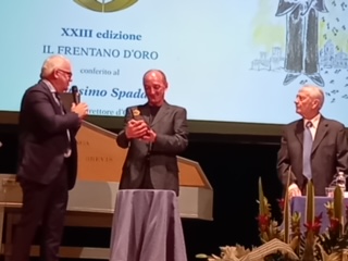 Cultura e radici per la consegna del “Frentano d’Oro” al maestro Spadano
