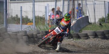 Mondiale Supermoto, Di Cicco punta all’ultima gara in Francia