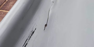 Alinovi (Codici): «Nella villa comunale giochi da mettere in sicurezza per tutelare i bambini»