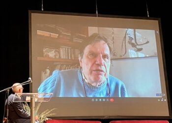 Giorgio Parisi: «Per uscire dalla crisi energetica dobbiamo fermare la crisi climatica»