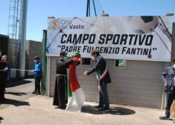 Chiuso al pubblico il campo sportivo di Vasto Marina «in attesa della licenza di agibilità»