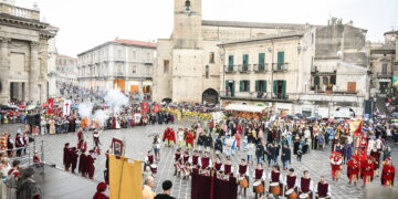 «In nomine populi anxanensis»: è il giorno del corteo storico del Mastrogiurato