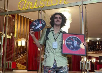 Con “Atlantico” Giovanni Peluso è 2° nella finale di Sanremo Trend all’Ariston