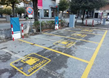 Installate le nuove colonnine per veicoli elettrici in piazza Frassati