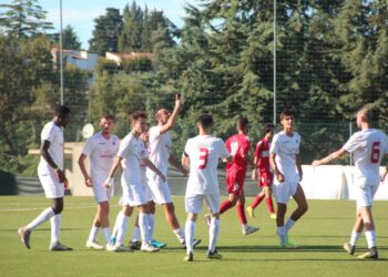 Stivaletta illumina la Virtus Cupello: cinquina al Villa 2015