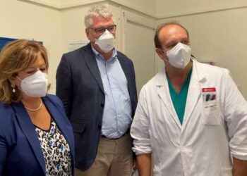 Nuove strumentazioni per Ostetricia, Biondelli: «Innalziamo qualità delle cure e riduciamo liste d’attesa»