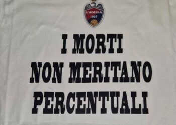 Sentenza sul sisma, L’Aquila porta in campo vicinanza alle vittime anche senza permesso della Lnd